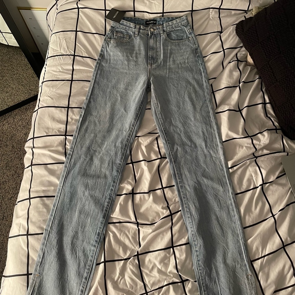 COPY - COPY - PLT tall light blue wash ripped split hem straight leg jeans!